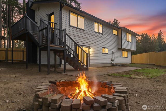 7545 Old Military Rd NE, Bremerton, WA 98311