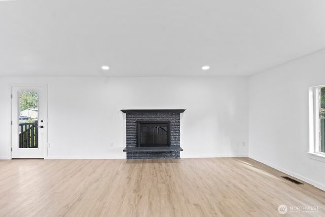 7545 Old Military Rd NE, Bremerton, WA 98311