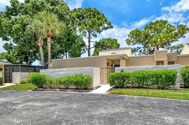 2517 GLEBE FARM CLOSE H-2, Sarasota, FL 34235