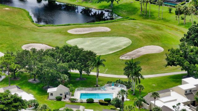 2517 GLEBE FARM CLOSE H-2, Sarasota, FL 34235