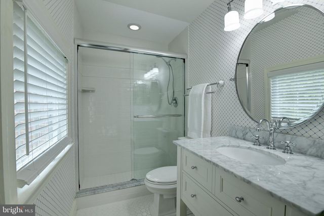 12198 CHANCERY STATION CIR, Reston, VA 20190