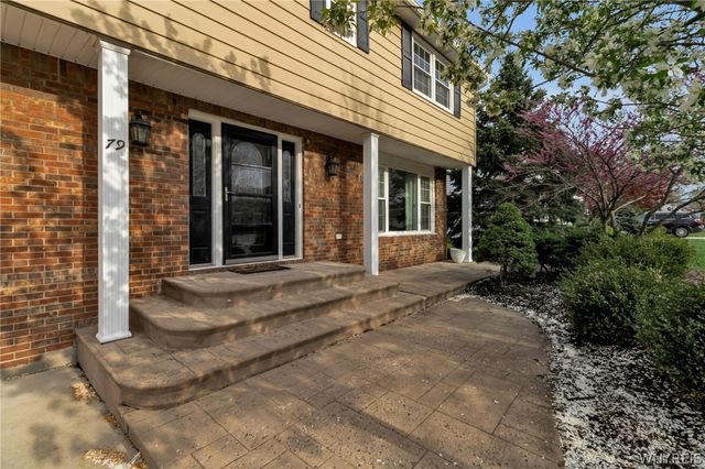 79 Hemlock Drive, West Seneca, NY 14224