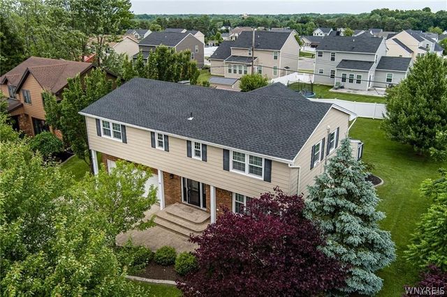 79 Hemlock Drive, West Seneca, NY 14224