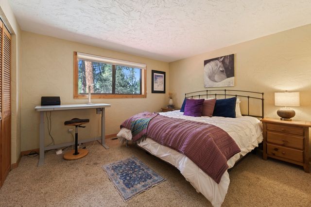 14850 Stagecoach, Sisters, OR 97759