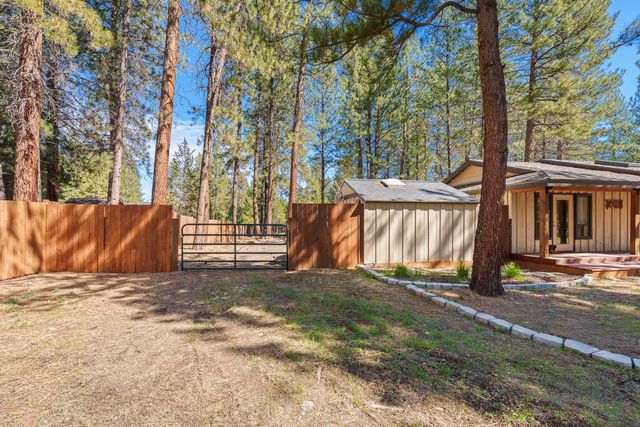 14850 Stagecoach, Sisters, OR 97759