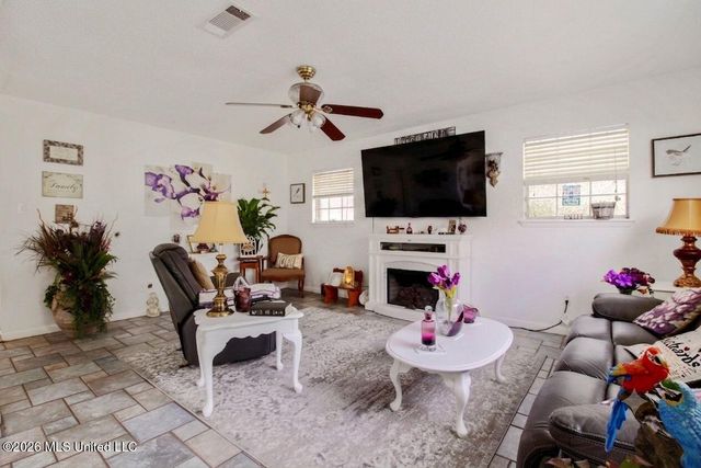 15214 Hamilton Street, Gulfport, MS 39503