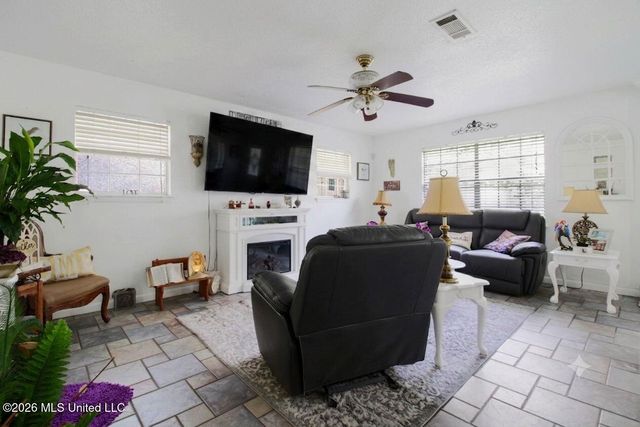 15214 Hamilton Street, Gulfport, MS 39503