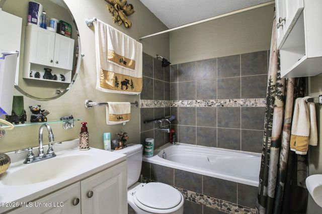 15214 Hamilton Street, Gulfport, MS 39503