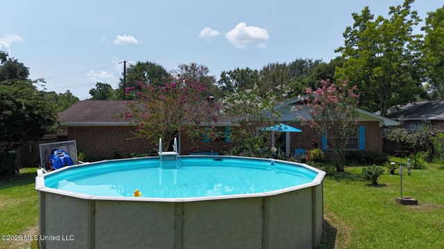 15214 Hamilton Street, Gulfport, MS 39503