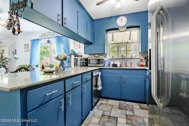 15214 Hamilton Street, Gulfport, MS 39503