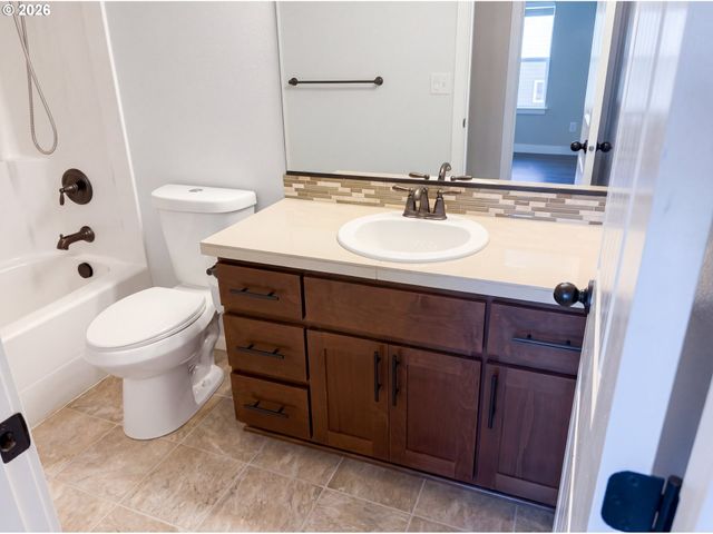 4230 SAGECREST Dr, Albany, OR 97322