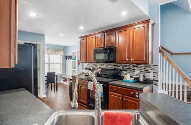 855 Vandenburg Drive, Boiling Springs, SC 29316