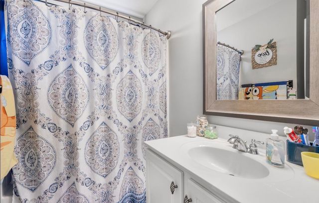 855 Vandenburg Drive, Boiling Springs, SC 29316