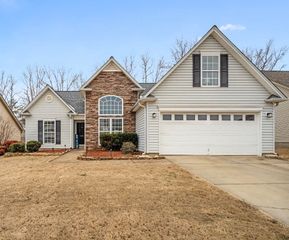 855 Vandenburg Drive, Boiling Springs, SC 29316