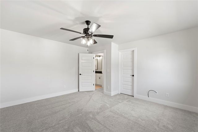 1110 Montieri Drive, Centerton, AR 72719