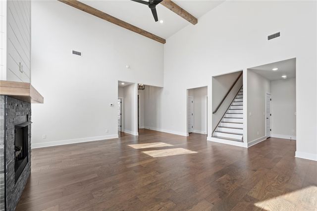 1110 Montieri Drive, Centerton, AR 72719