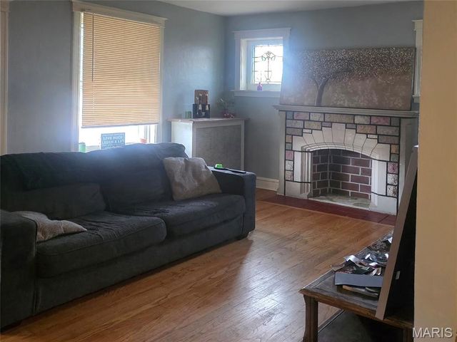 3651 Winnebago Street, St Louis, MO 63116