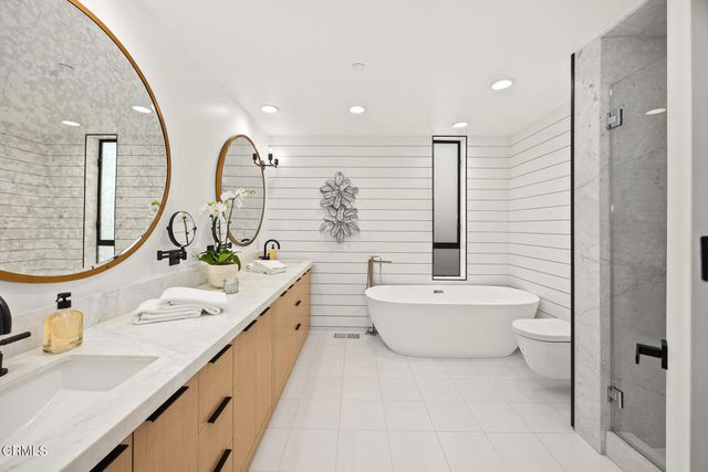 10747 Valleyheart Drive, Studio City, CA 91604