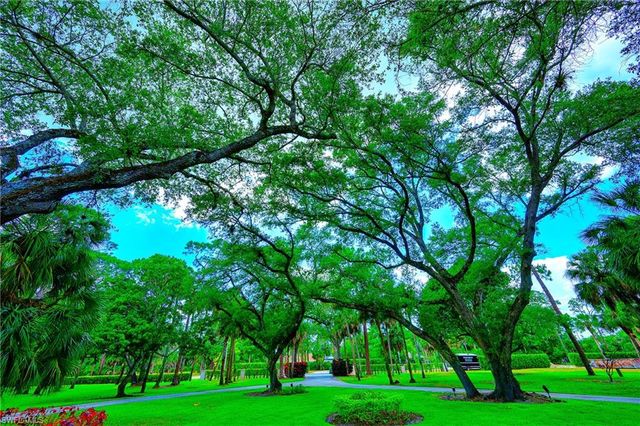 2760 70th ST SW, Naples, FL 34105