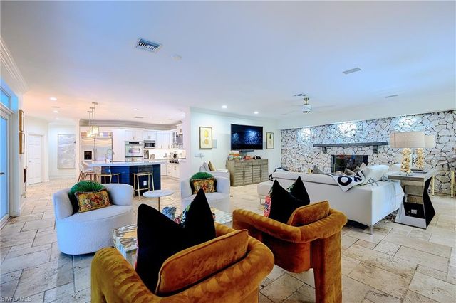 2760 70th ST SW, Naples, FL 34105