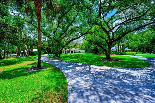 2760 70th ST SW, Naples, FL 34105