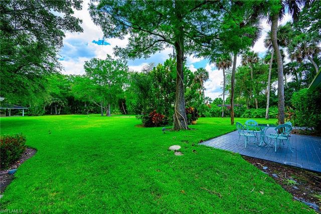 2760 70th ST SW, Naples, FL 34105