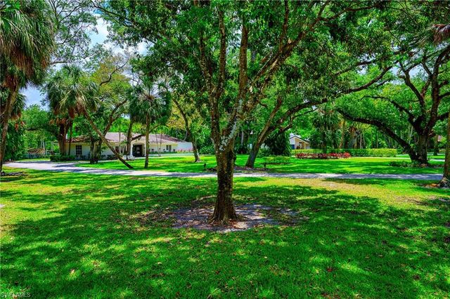 2760 70th ST SW, Naples, FL 34105