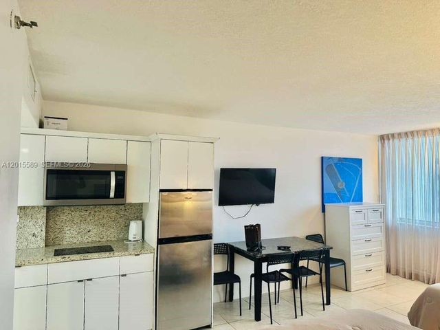 19201 Collins Ave 841, Sunny Isles Beach, FL 33160
