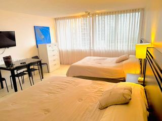 19201 Collins Ave 841, Sunny Isles Beach, FL 33160