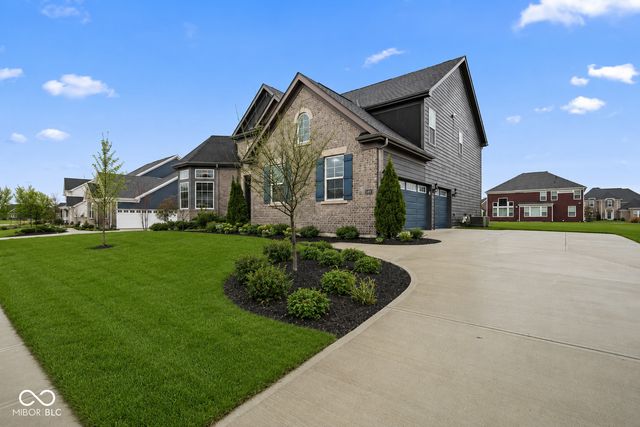 1436 Hove Drive, Greenwood, IN 46143