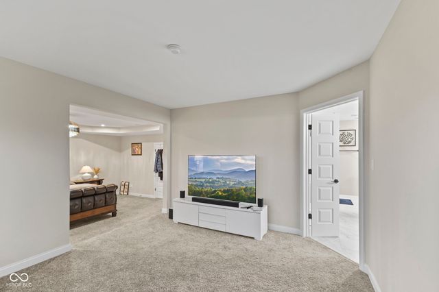 1436 Hove Drive, Greenwood, IN 46143