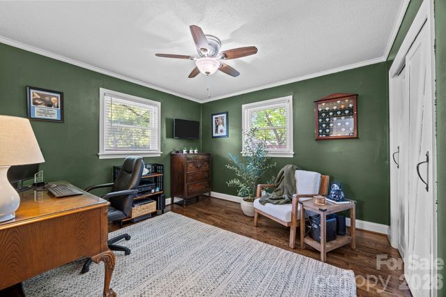 903 E Iredell Avenue, Mooresville, NC 28115