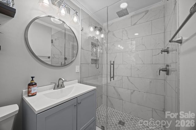 903 E Iredell Avenue, Mooresville, NC 28115