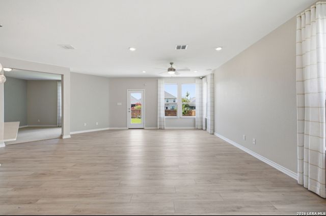 118 E Granite Shoals, Boerne, TX 78006