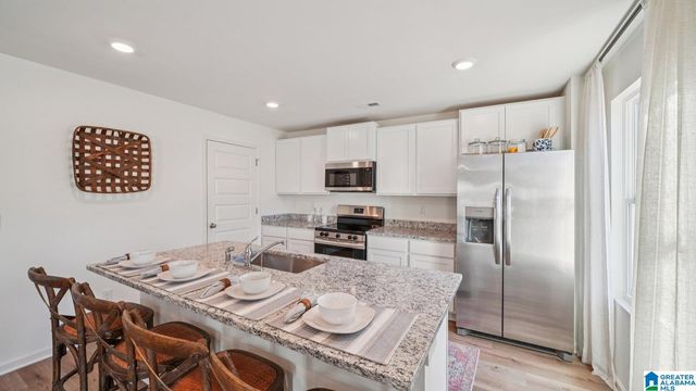 3838 HERITAGE CREST DRIVE, Bessemer, AL 35023