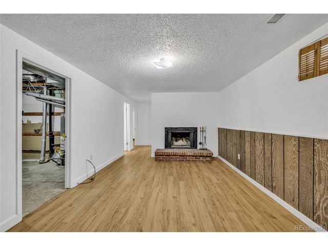 15949 E Brunswick Dr, Aurora, CO 80013