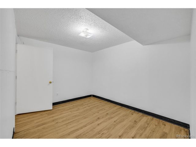 15949 E Brunswick Dr, Aurora, CO 80013