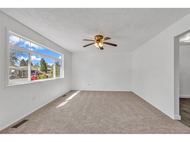 15949 E Brunswick Dr, Aurora, CO 80013