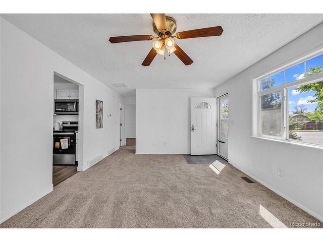 15949 E Brunswick Dr, Aurora, CO 80013