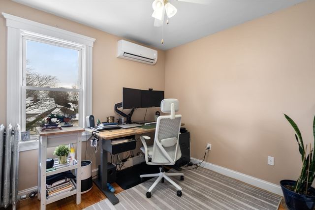 61 Cummins Hwy 3, Boston, MA 02131