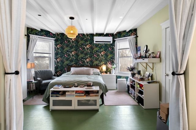 61 Cummins Hwy 3, Boston, MA 02131