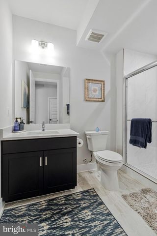 6930 SILVER LINDEN ST, Bethesda, MD 20817