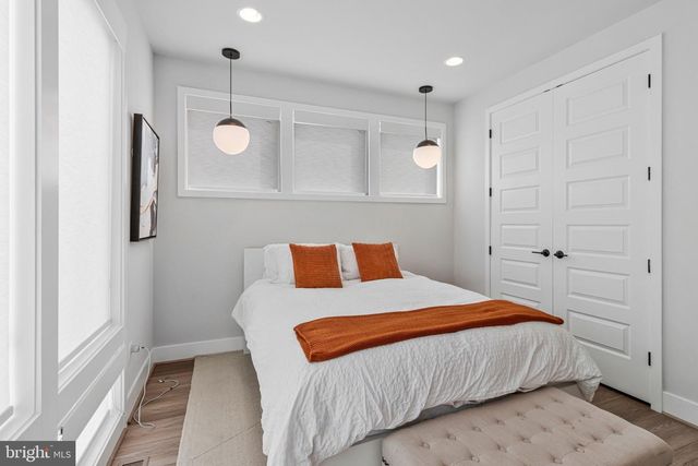 6930 SILVER LINDEN ST, Bethesda, MD 20817