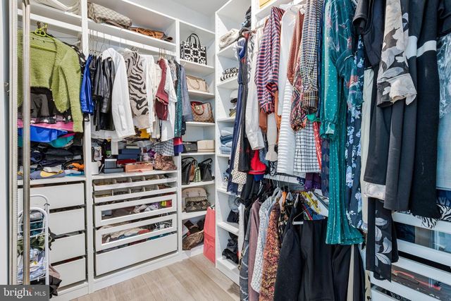 6930 SILVER LINDEN ST, Bethesda, MD 20817