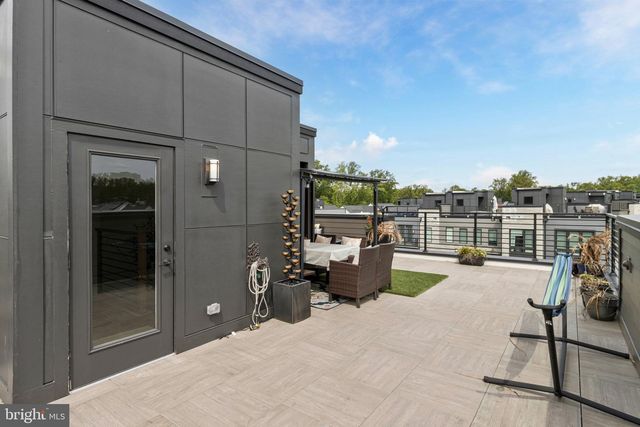6930 SILVER LINDEN ST, Bethesda, MD 20817