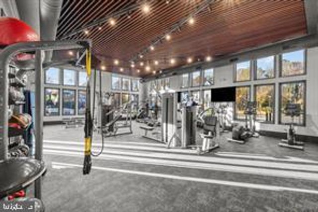 6930 SILVER LINDEN ST, Bethesda, MD 20817