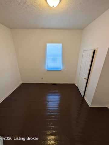 2538 Saint Xavier St, Louisville, KY 40212