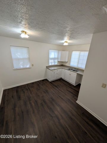 2538 Saint Xavier St, Louisville, KY 40212