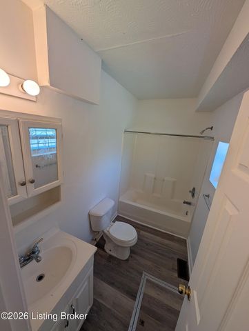 2538 Saint Xavier St, Louisville, KY 40212