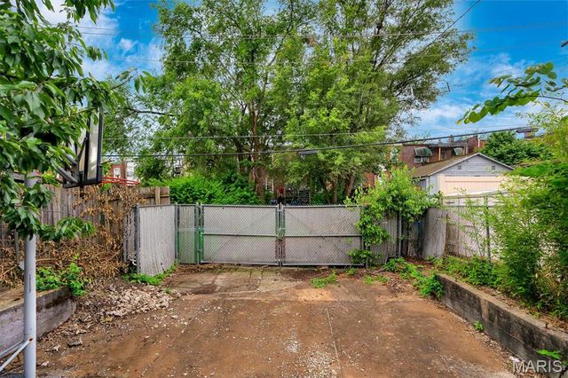 3512 McKean Avenue, St Louis, MO 63118